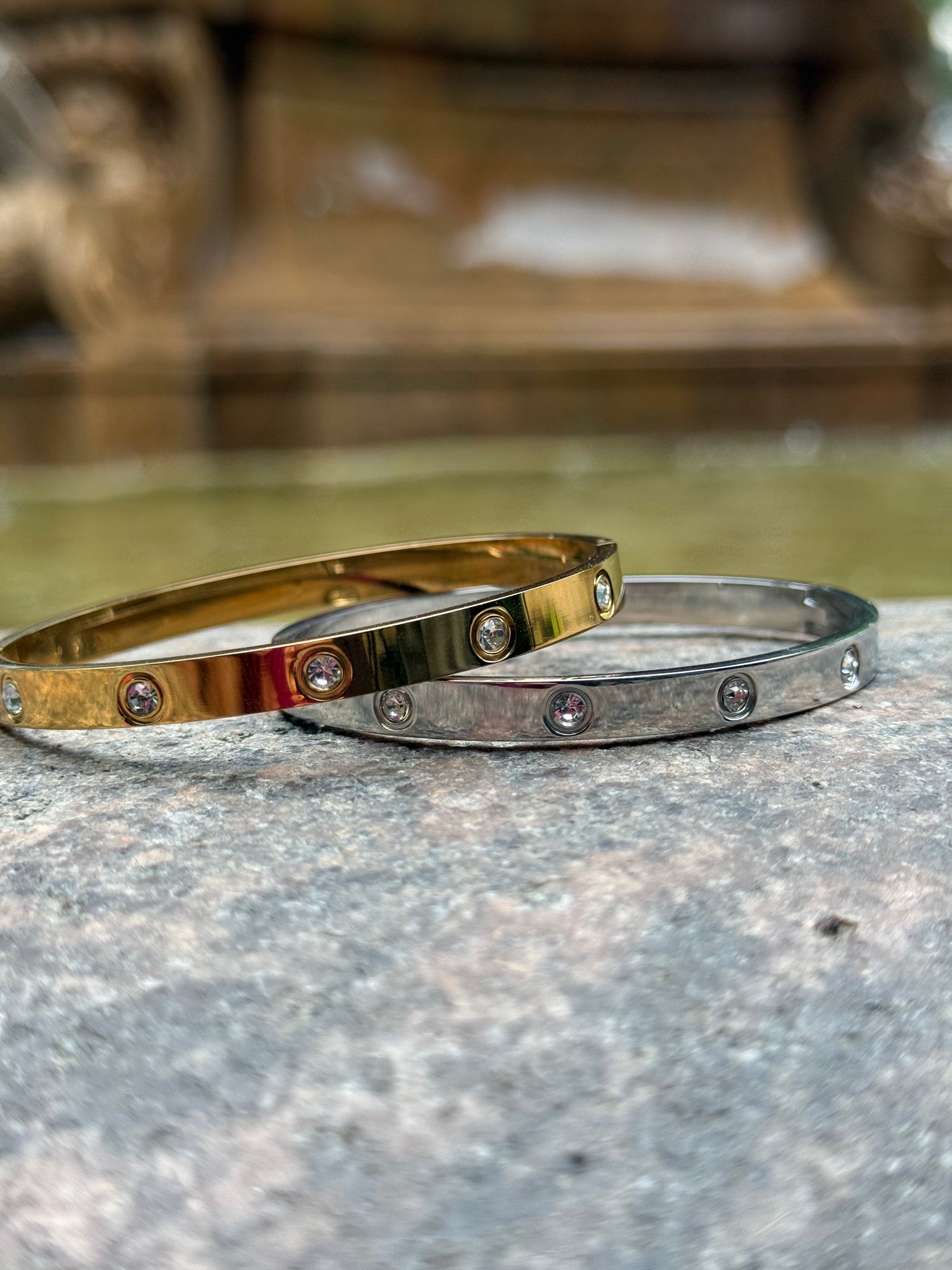 Lockette Bangle