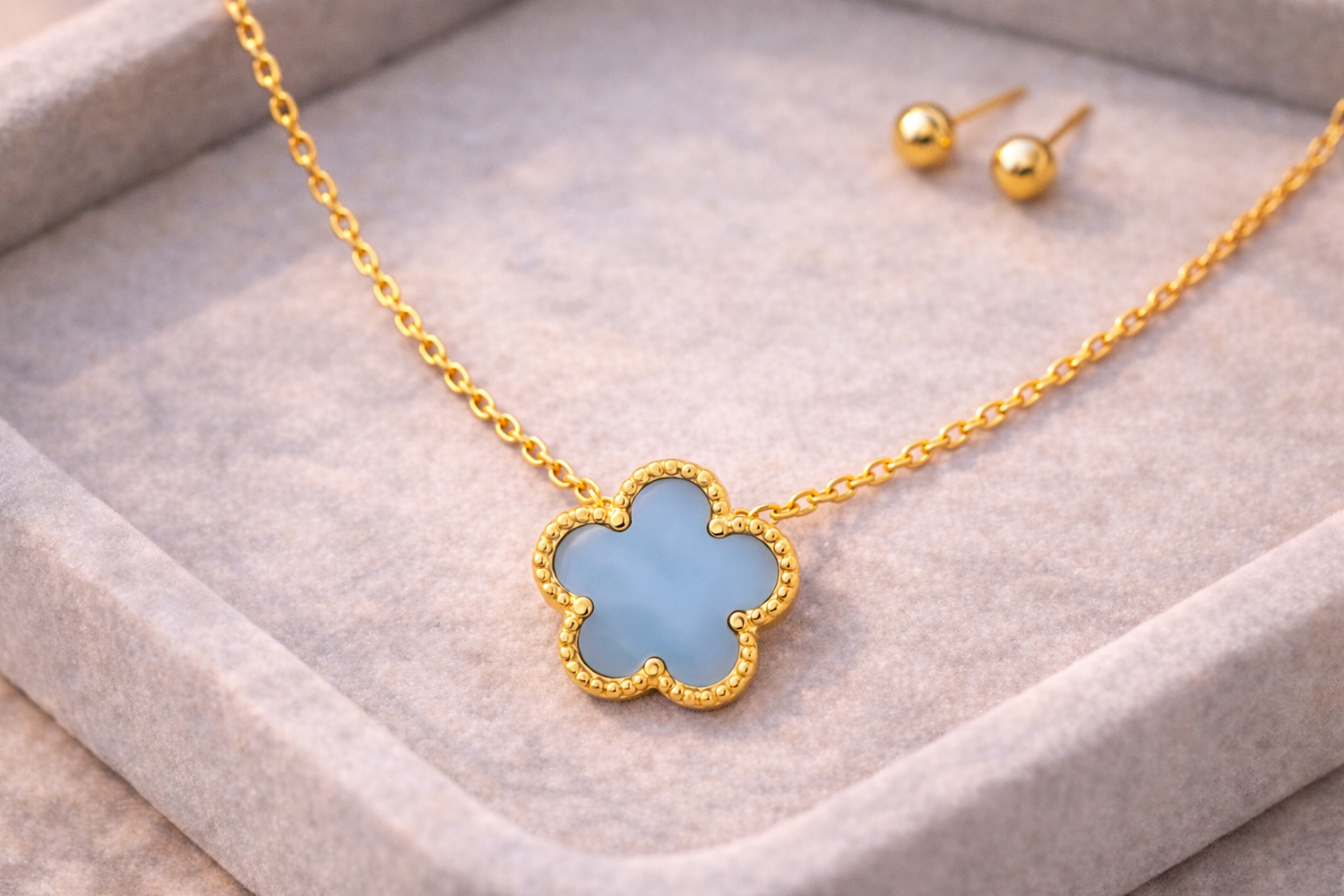 Florette Single Sky Necklace