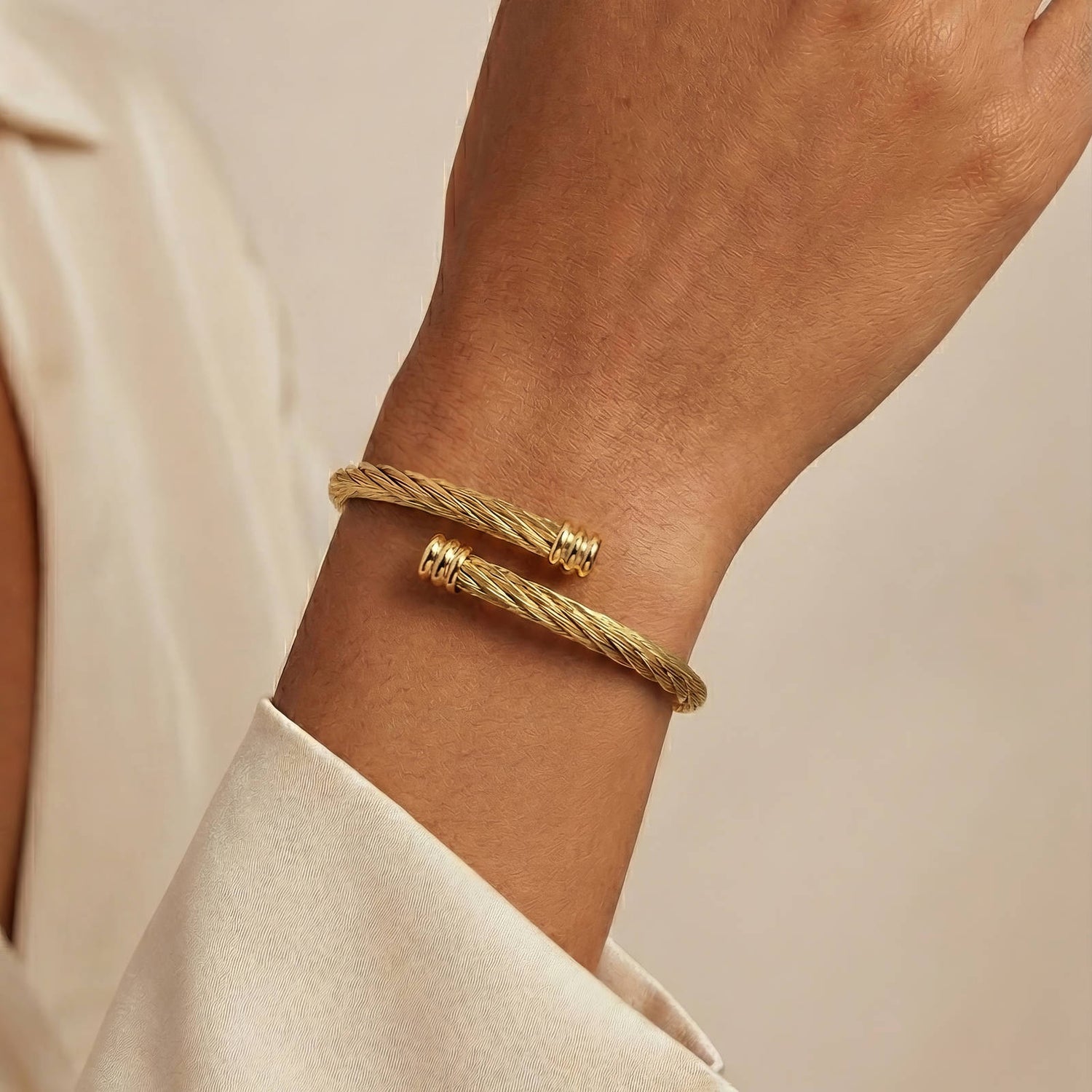 Twist Cable Bangle