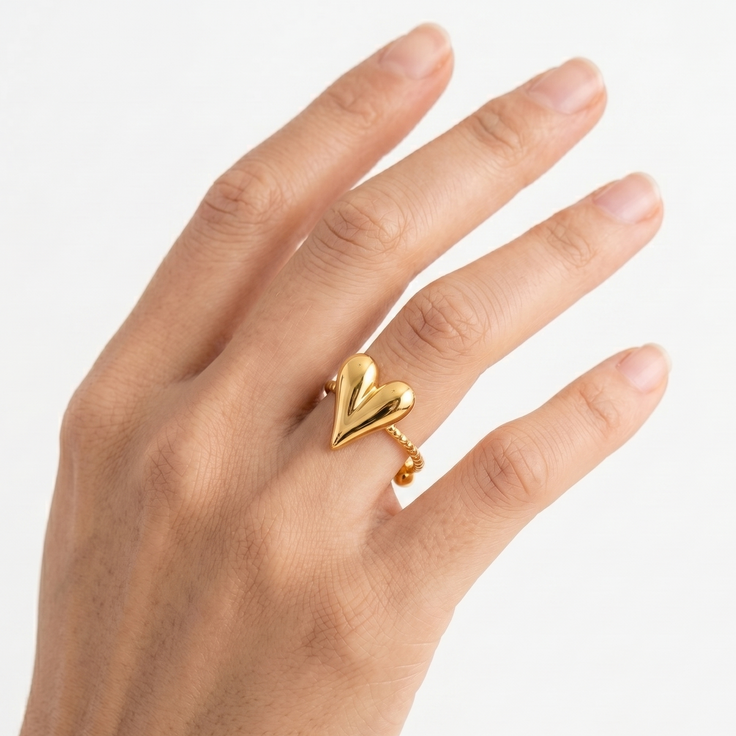 Vheart ring